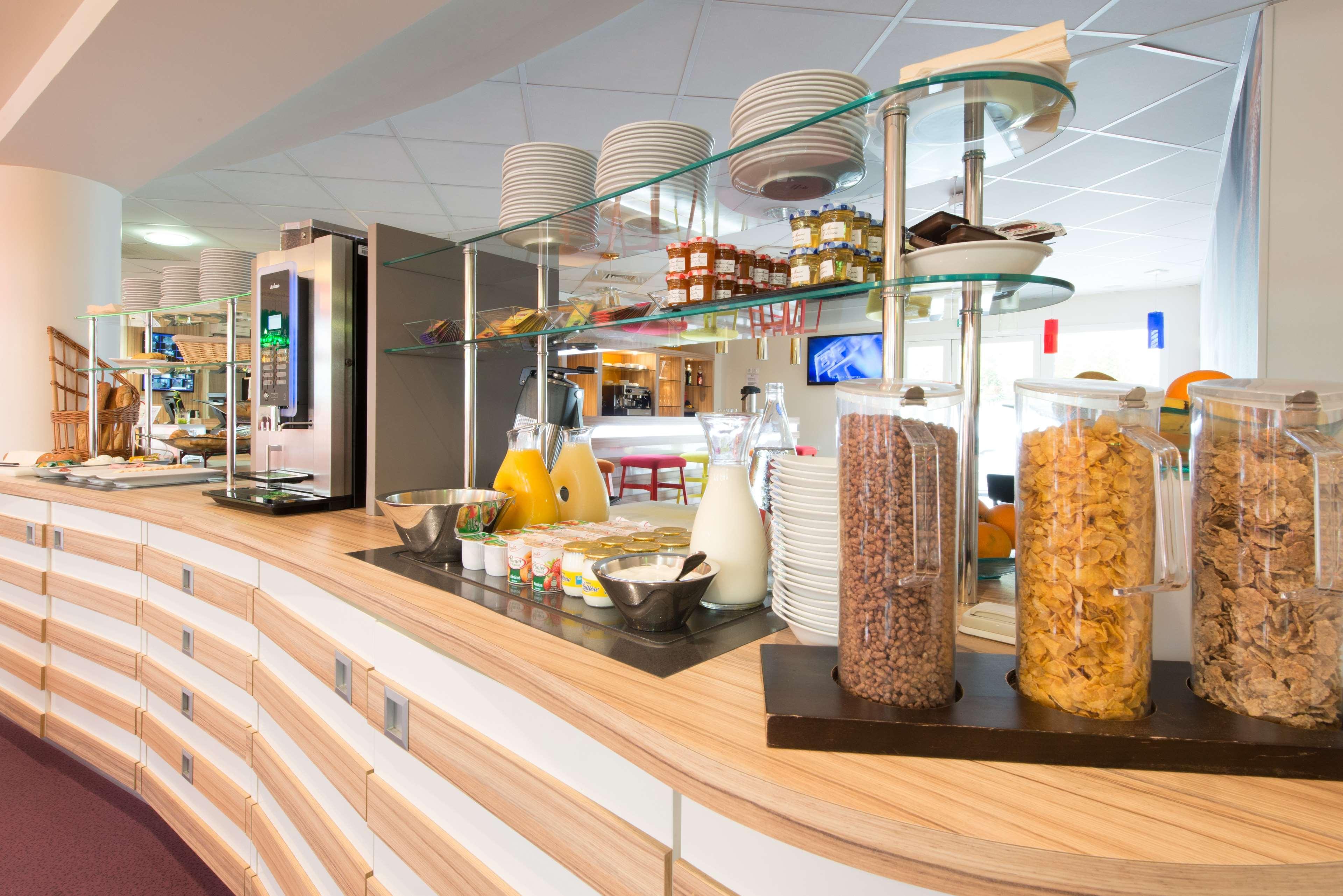 Hotel Confort Centre Les Minimes 3*